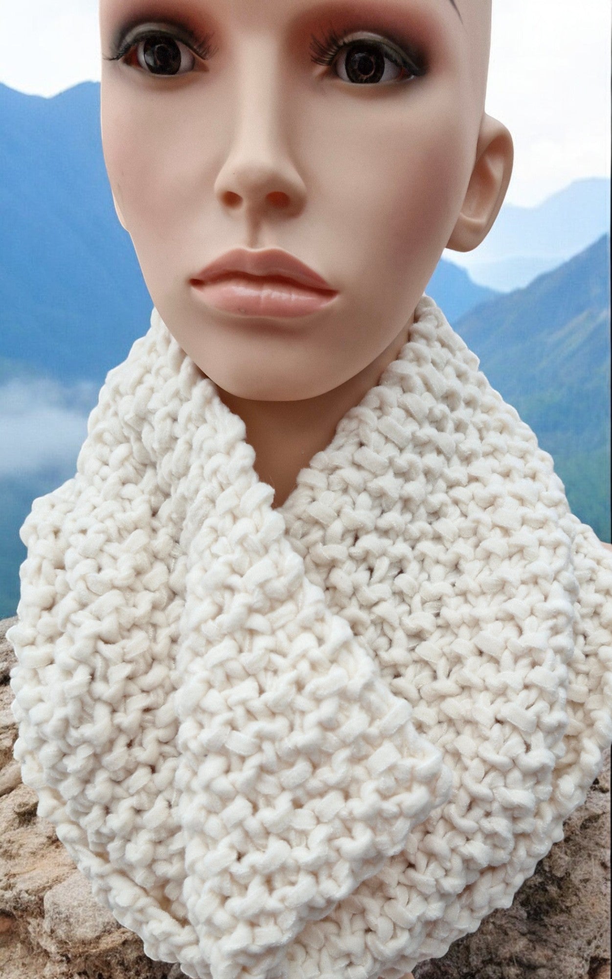 Adult's Handmade Knitted Cream Moss Stitch Cowl in Chunky