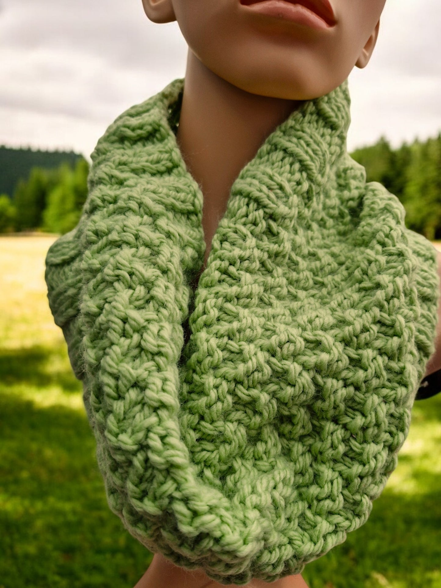 Adult's Handmade Knitted Chunky Green Moss Stitch Cowl