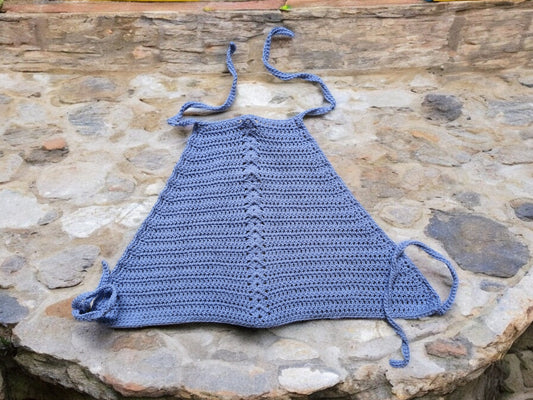 Women's Handmade Crochet Cropped Top in Lavender with shell design