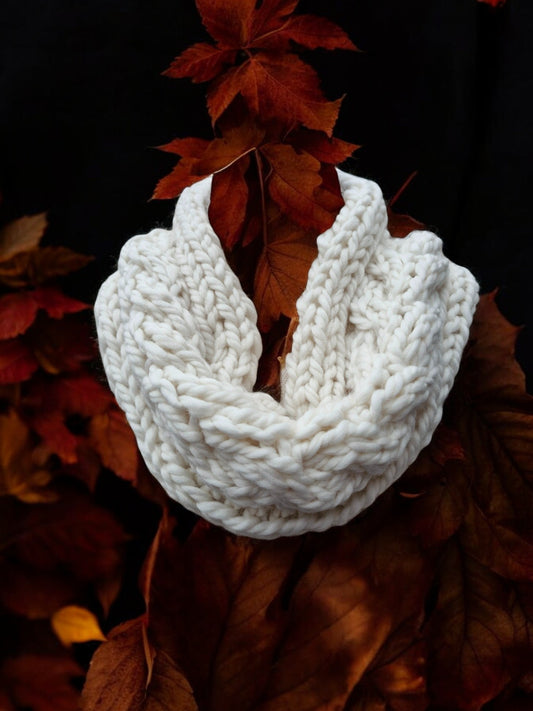 Adult's Handmade Knitted Super Chunky Cream Cable Cowl