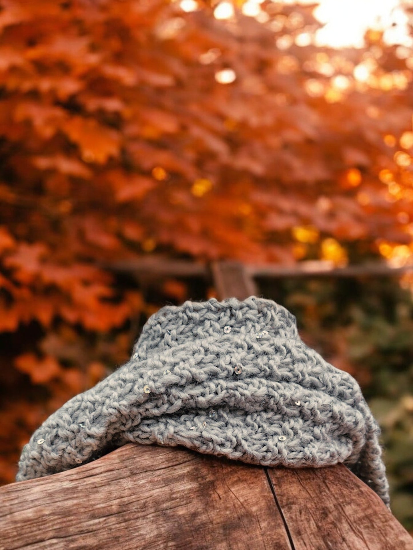 Adult's Handmade Knitted Moss Stitch Grey Sequin Cowl