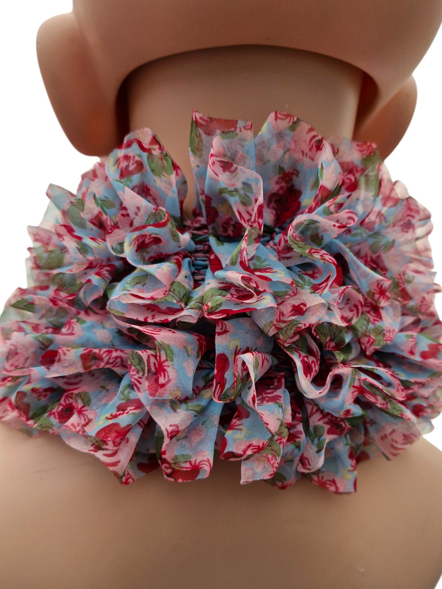 Women's Handmade Knitted Polyester Frill Scarf - Light Blue Red Rose