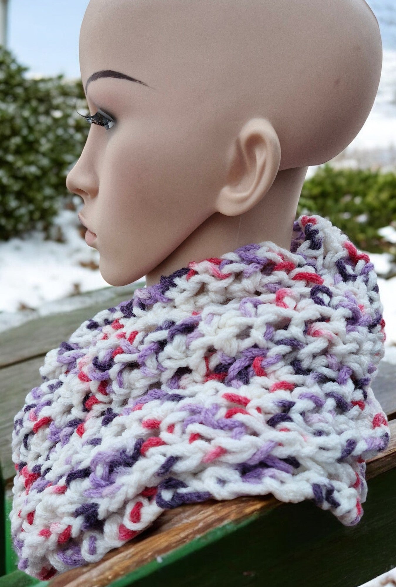 Women's Handmade Knitted Super Chunky White Multi Double Loop Cowl/Snood