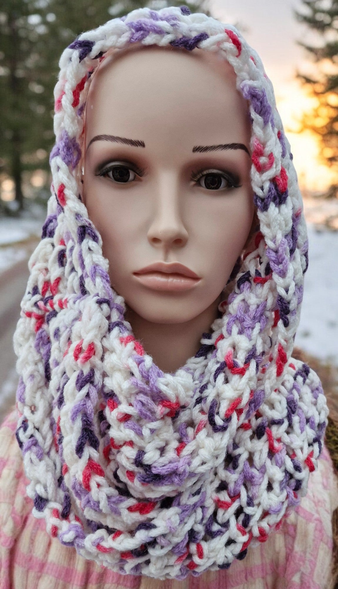 Women's Handmade Knitted Super Chunky White Multi Double Loop Cowl/Snood