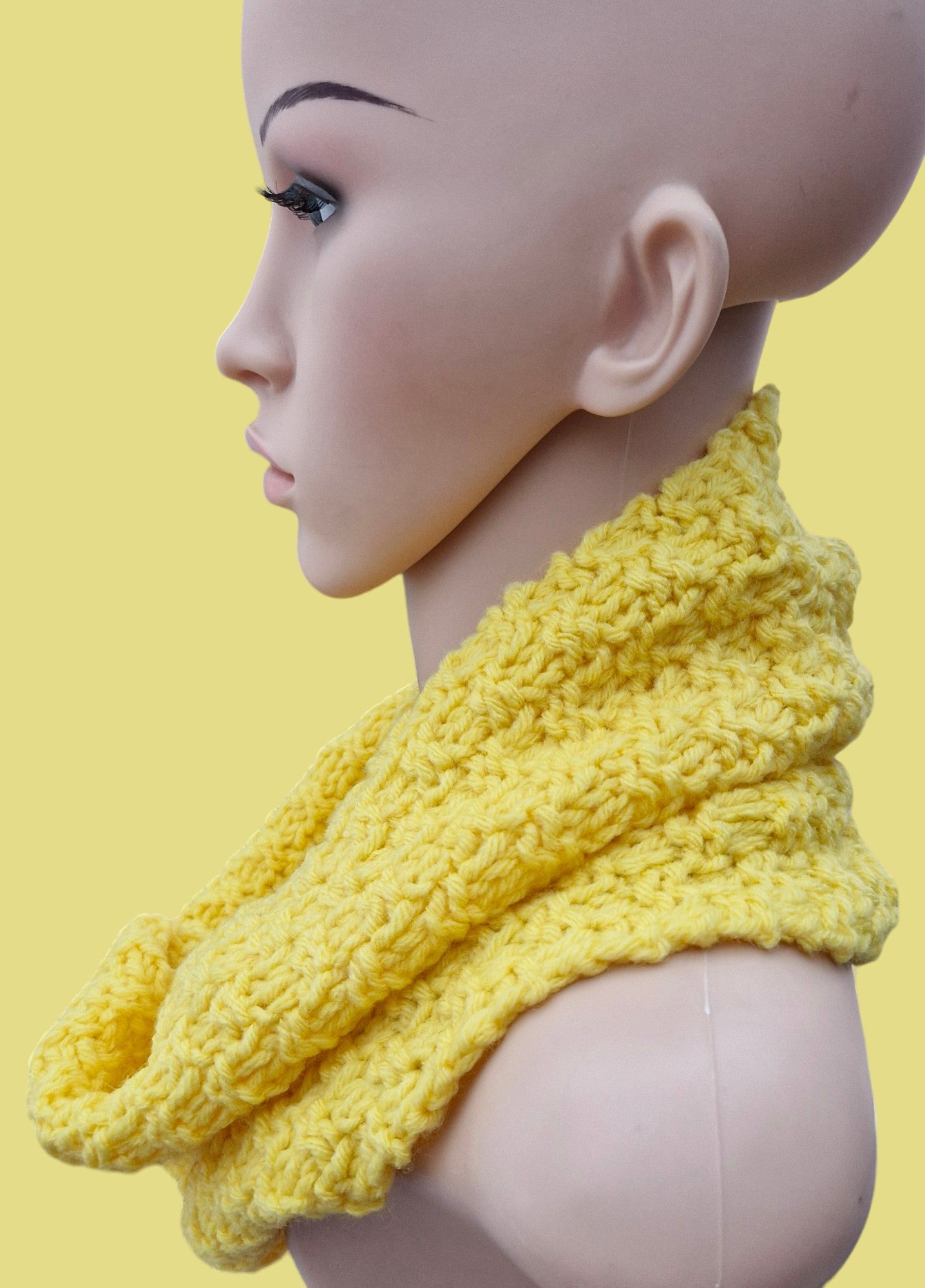 Women's Handmade Knitted DK Yellow Cowl in Moss Stitch