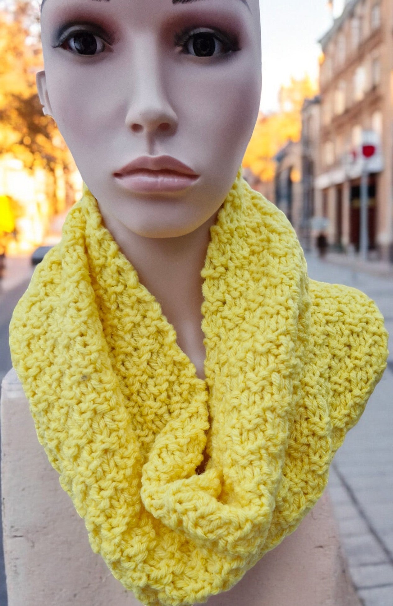 Women's Handmade Knitted DK Yellow Cowl in Moss Stitch